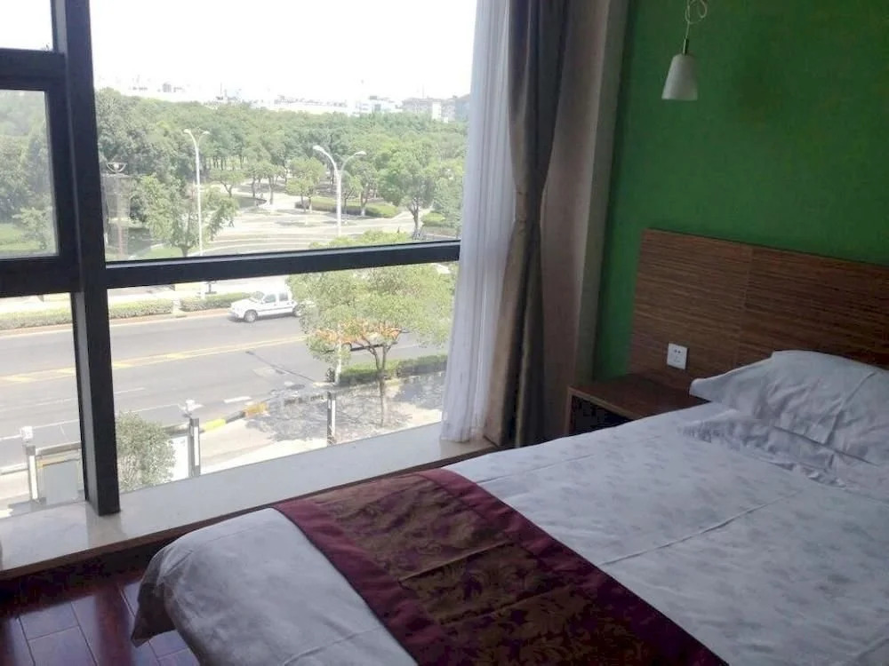 Motel 268 Business Hotel