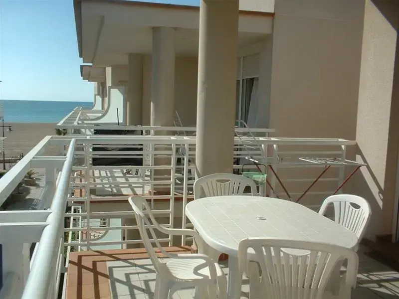 Apartamentos Cala Josep I y II