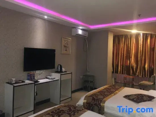 Yueliangwan Hotel (Urumqi Gymnasium Road Shop)