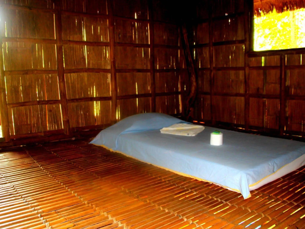 Kayak Inn Tibiao