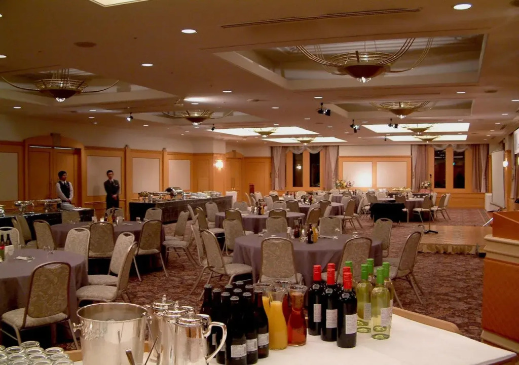 Rusutsu Resort Hotel & Convention
