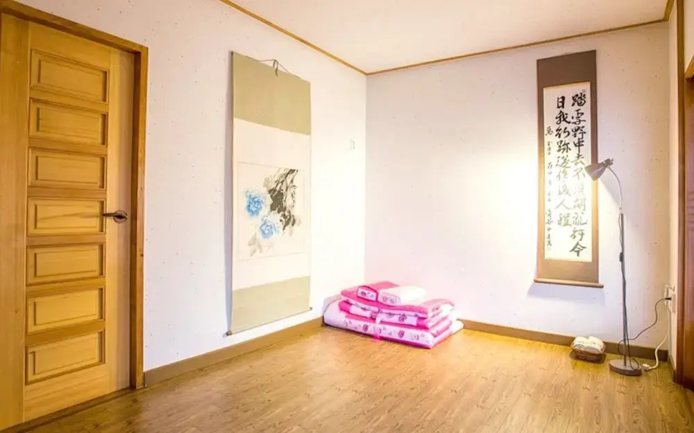 Aega Hanok Guesthouse