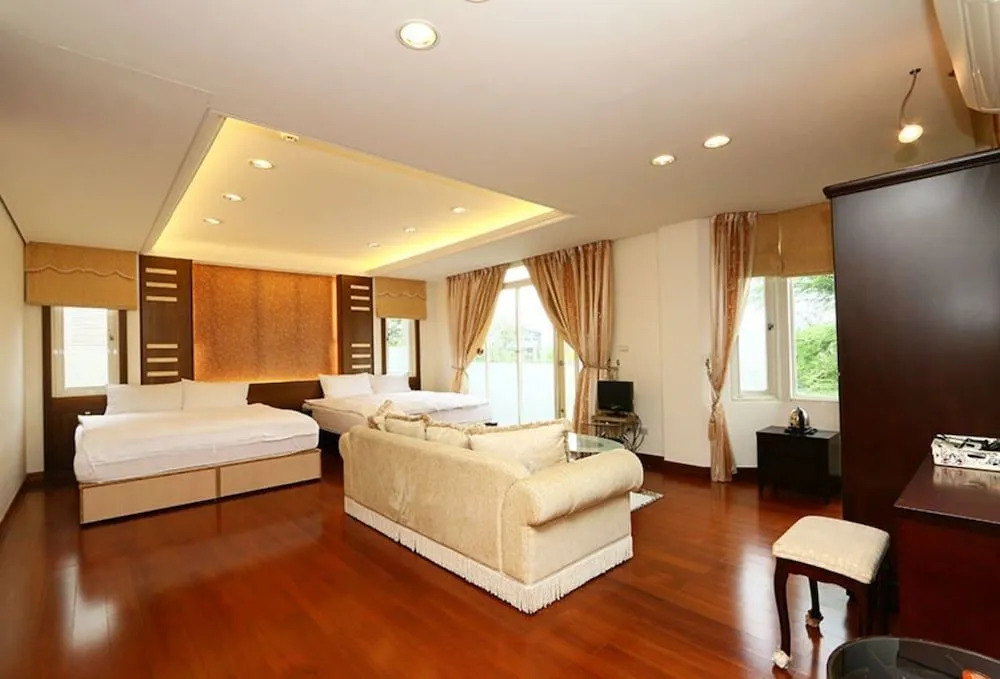 700 Yilan B&B