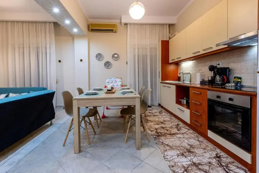 Anna's House