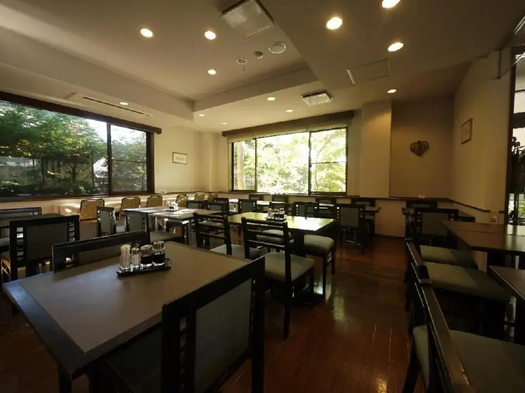 Hotel Route-Inn Kamisuwa
