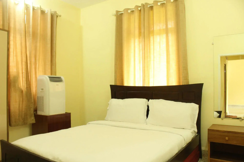 Nunes Homes by OYO Rooms