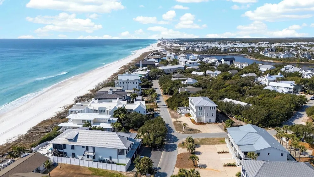 Sandy Pelican by Avantstay Exclusive Beach Access + Private Pool + Firepit + Balcony Sunset Views