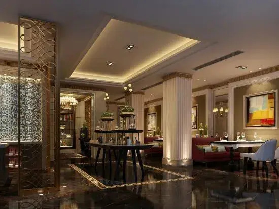 Tianlun Huangchao International Hotel(Chibi North Railway Station)