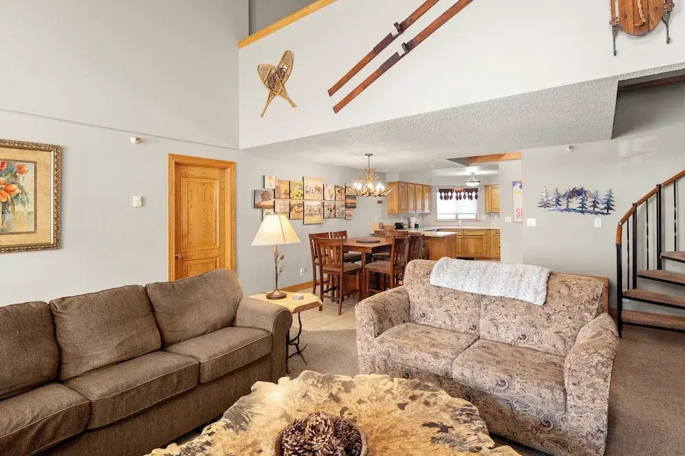 Cinnamon Ridge 1-141