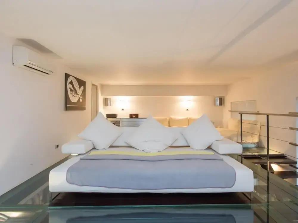 Rsh Pantheon Luxury Hi Tech Apartment