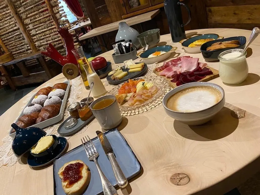 Café Quinson Relais de Charme