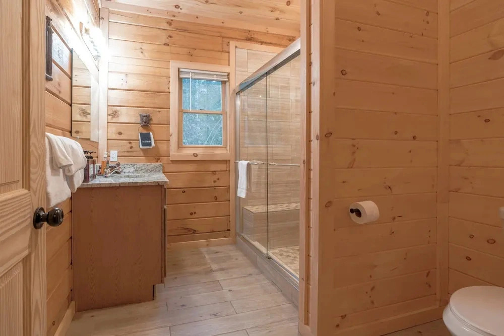 212 Misty Mountain View 4 Bedroom Cabin