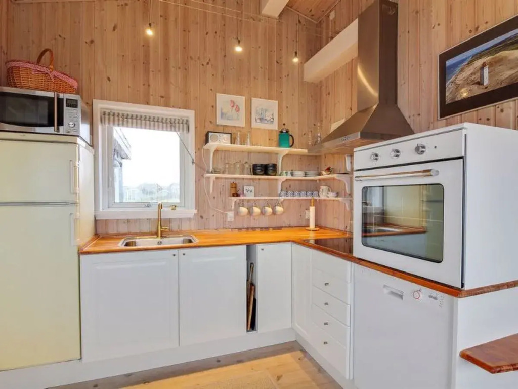 "Arngard" - 15m from the sea in NW Jutland