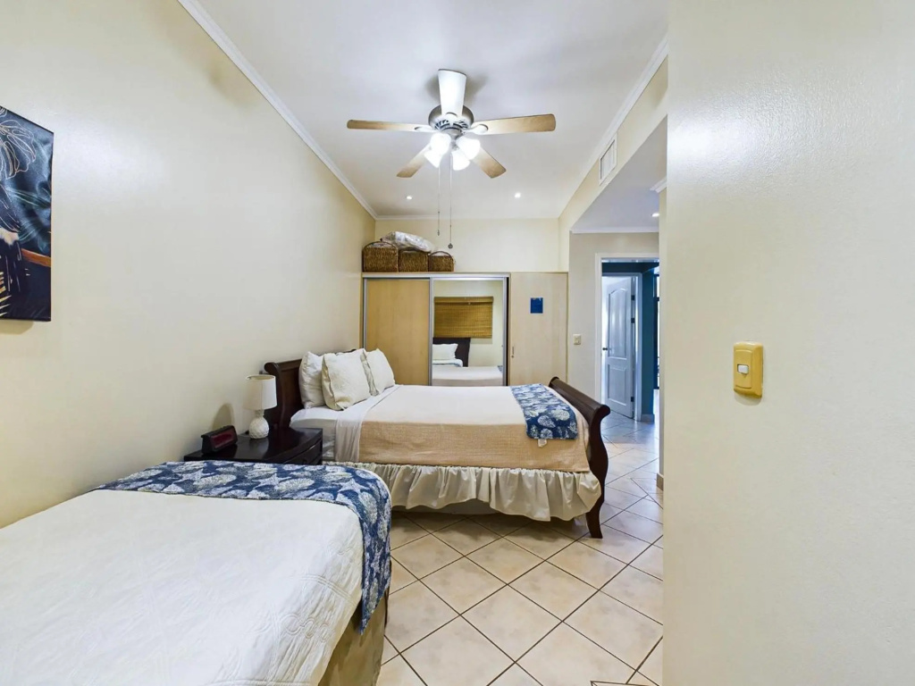 Sunrise 38- Ocean View 2 BR condo, Steps to the Beach