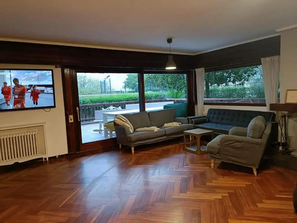 Azkorri Beach House
