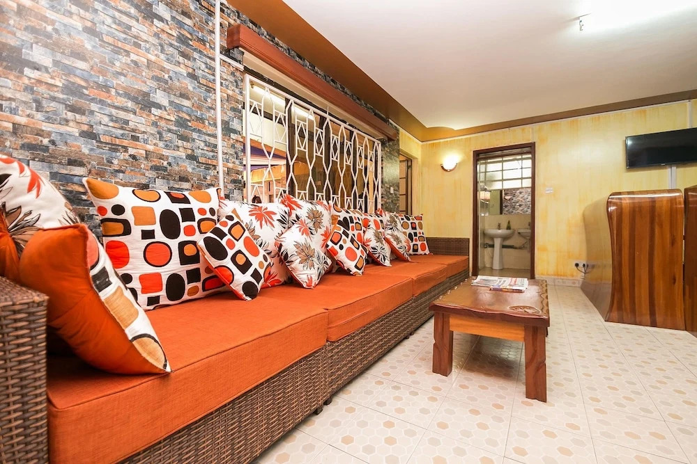 Upperhill Blueberry Hotel