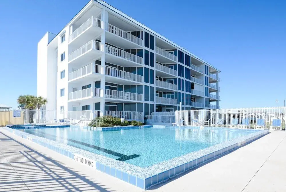 OC201 - Ocean Condo by RedAwning