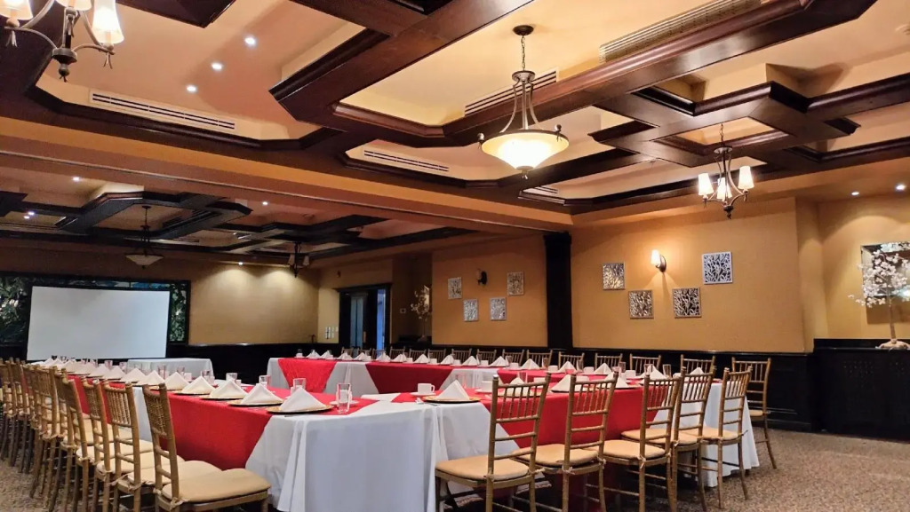 Residencial Inn & Suites