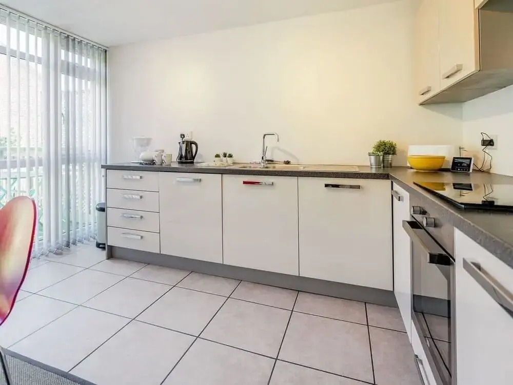 Central Townhouse With Double Terrace and Free Parking