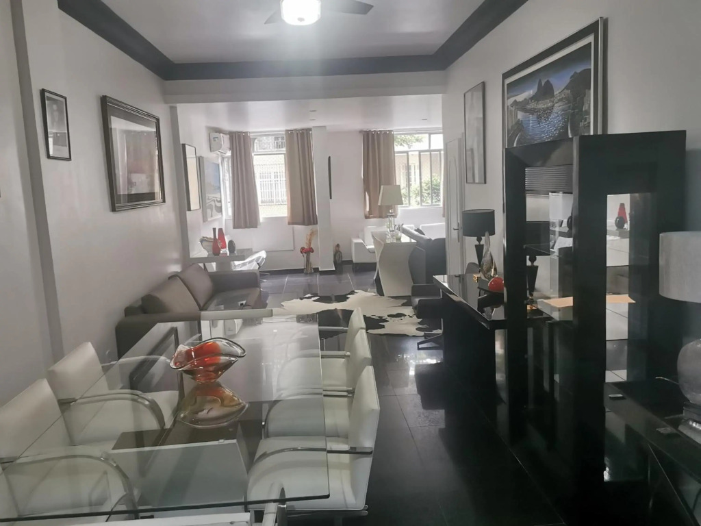 Copacabana Luxury Design ,85 inch TV , 3 Bedroom - Best Location