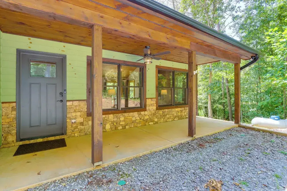 Mccaysville Cabin: Fire Pit, BBQ + More!