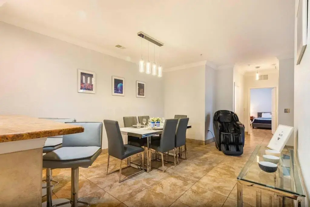 Apartment 3 BR in Tuscana Resort , 15" from Disney