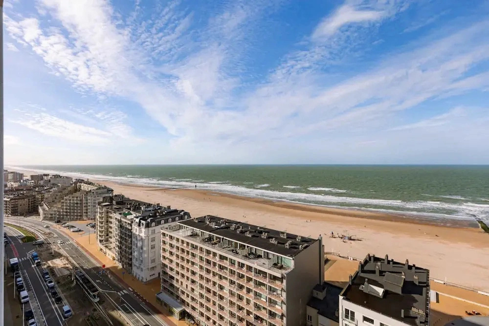 Luxury Seaview Stay With Free Private Parking