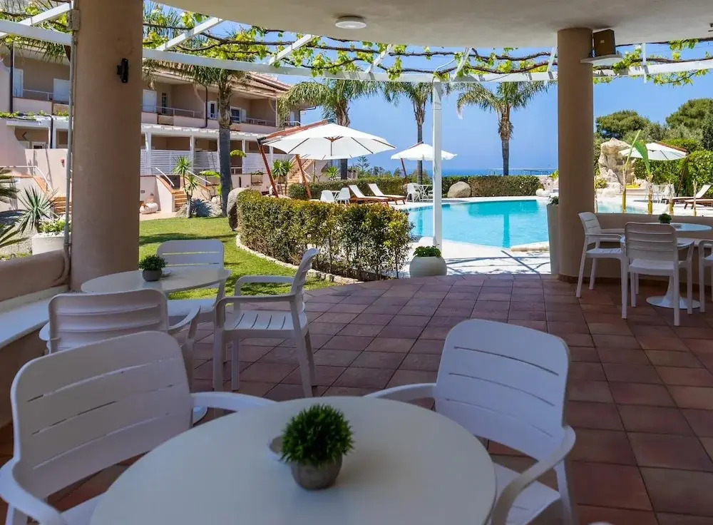 L Arcobaleno Resort