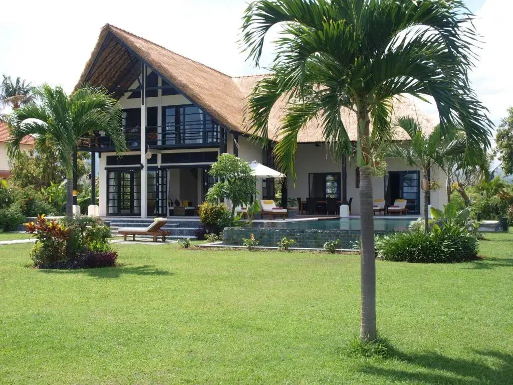 Villa Banjar Beach
