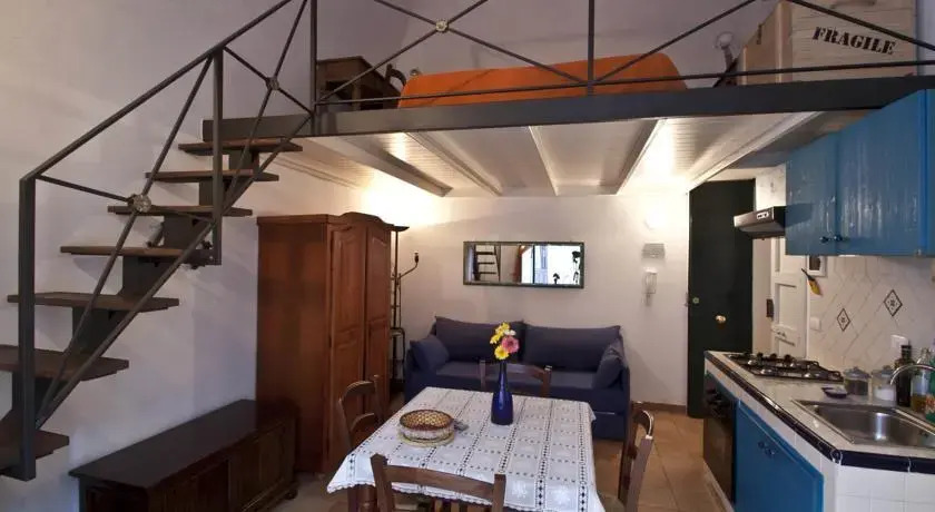 4Roomsrelax