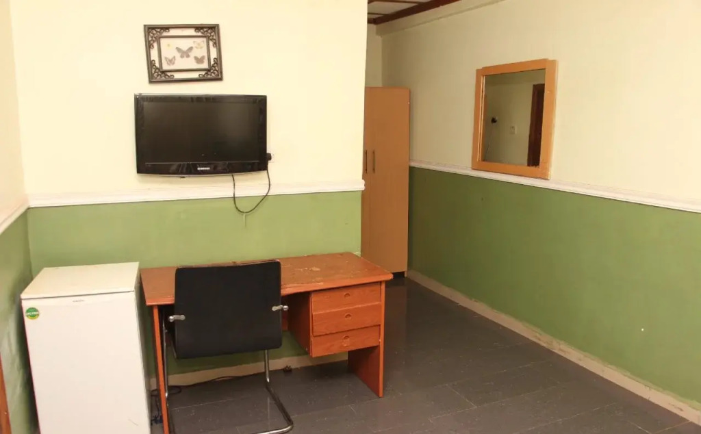Hotel Charvid