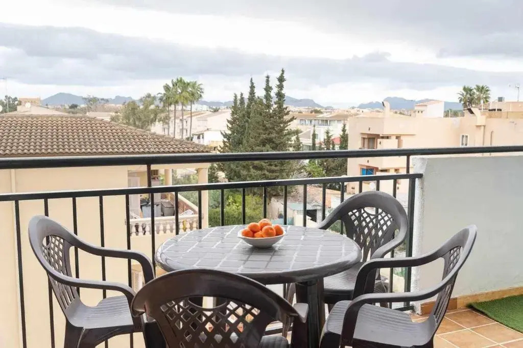 NEW Apt RELAX HOME a 150 m del mar WIFI y Piscina