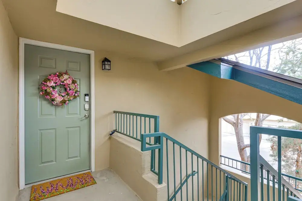 < 1 Mi to Light Rail! Centennial Condo w/ Balcony