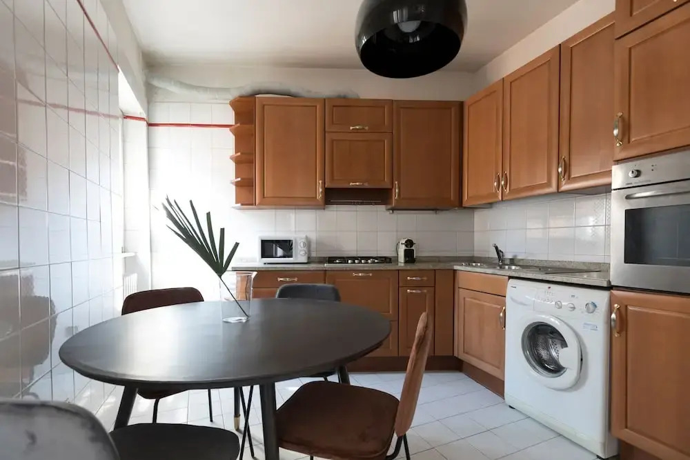 Bright 2BR in Trevi by Sonder