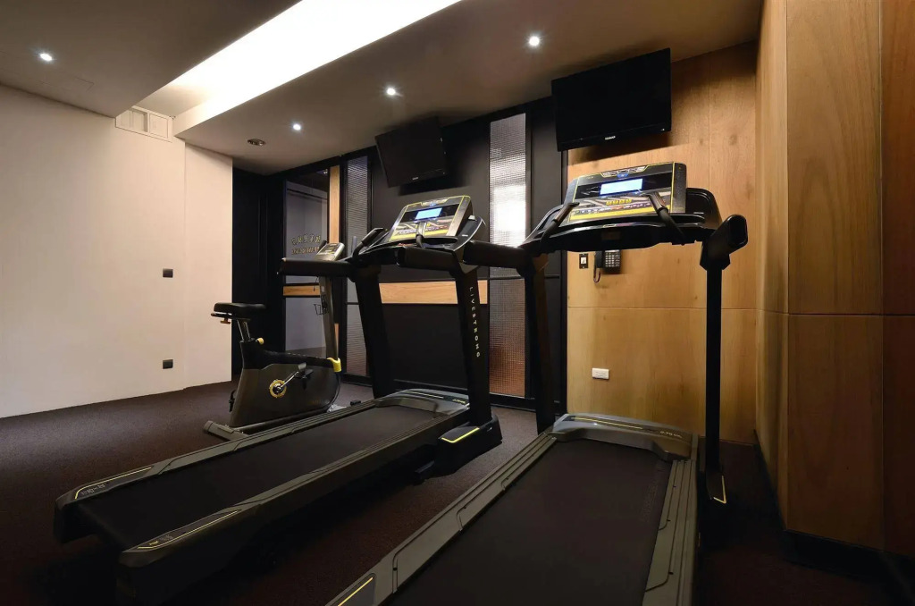 Reddot Hotel