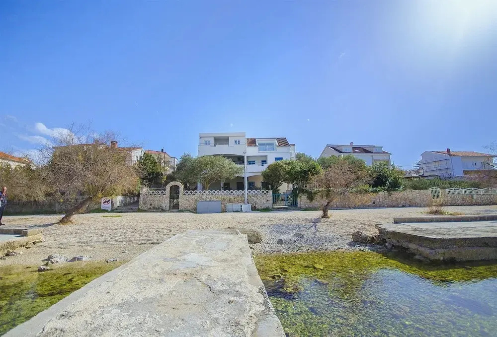 Apartments Dario