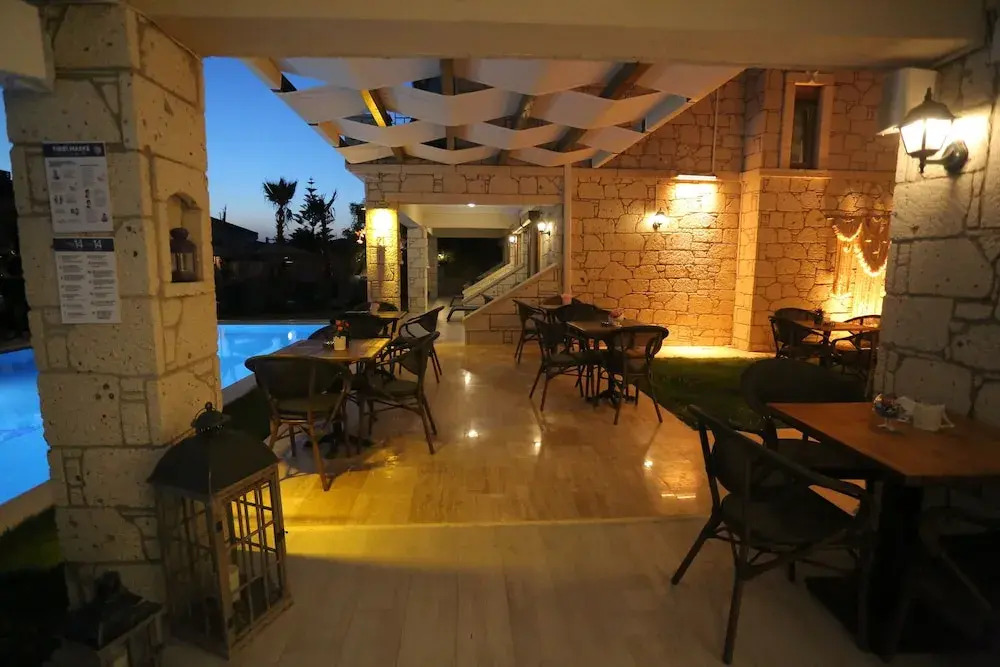Fizzio Alaçatı Hotel