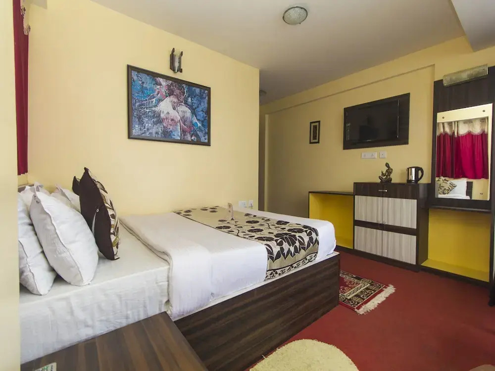 Hotel Golden Wind Horse