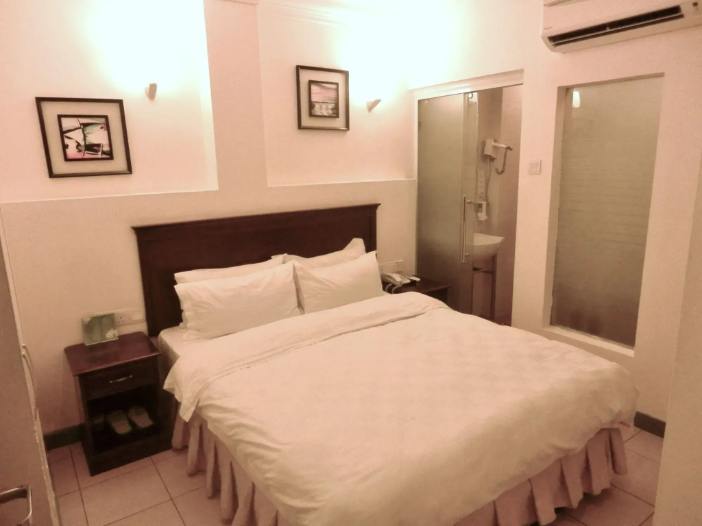 De Galleria Hotel
