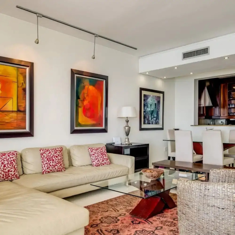 Private Holiday Apartment w Pool and Views Bali E