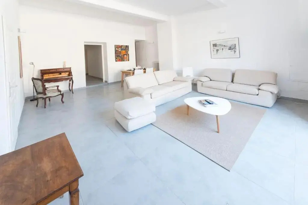 T3 Appartement HYPERCENTRE PROCHE COMMERCE- PARKING - 2 Chambres Wifi Gratuit
