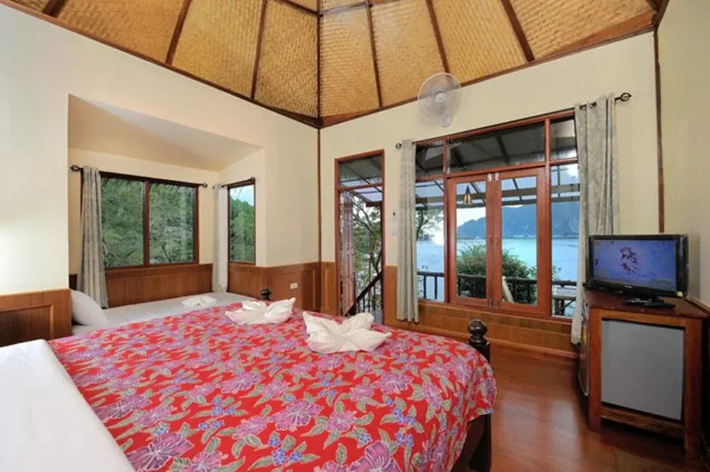 Sunwaree Phi Phi Resort