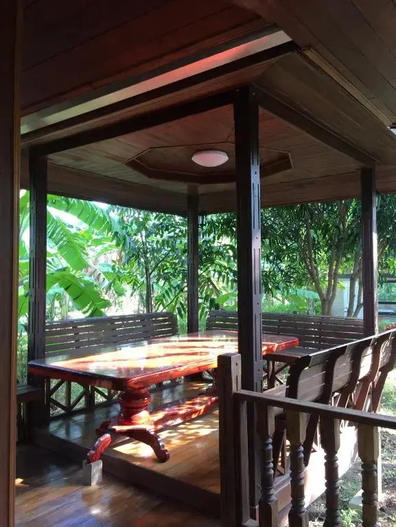 Thakrayang Brass Artisan Home Stay