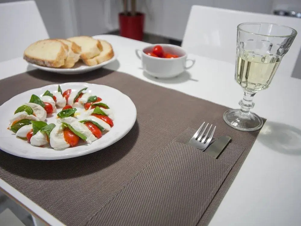 MiaVia Apartments - Marconi