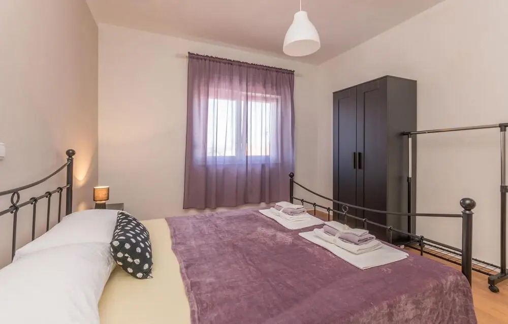 Beautiful Home in Zadar With 6 Bedrooms and Wifi