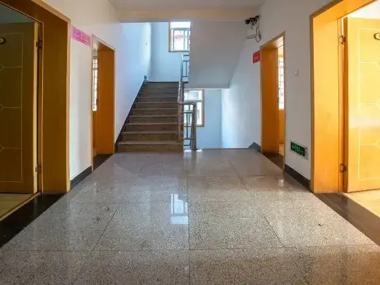 Zhangjiajie Yijia Apartment