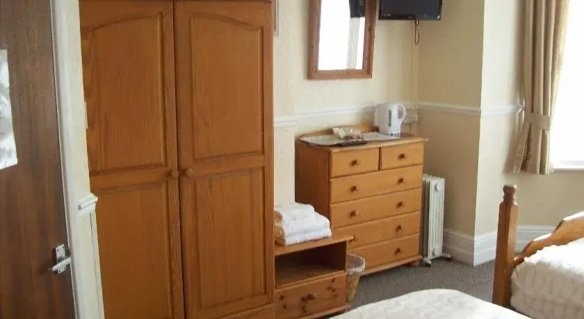 Avalon Hotel - Guest House