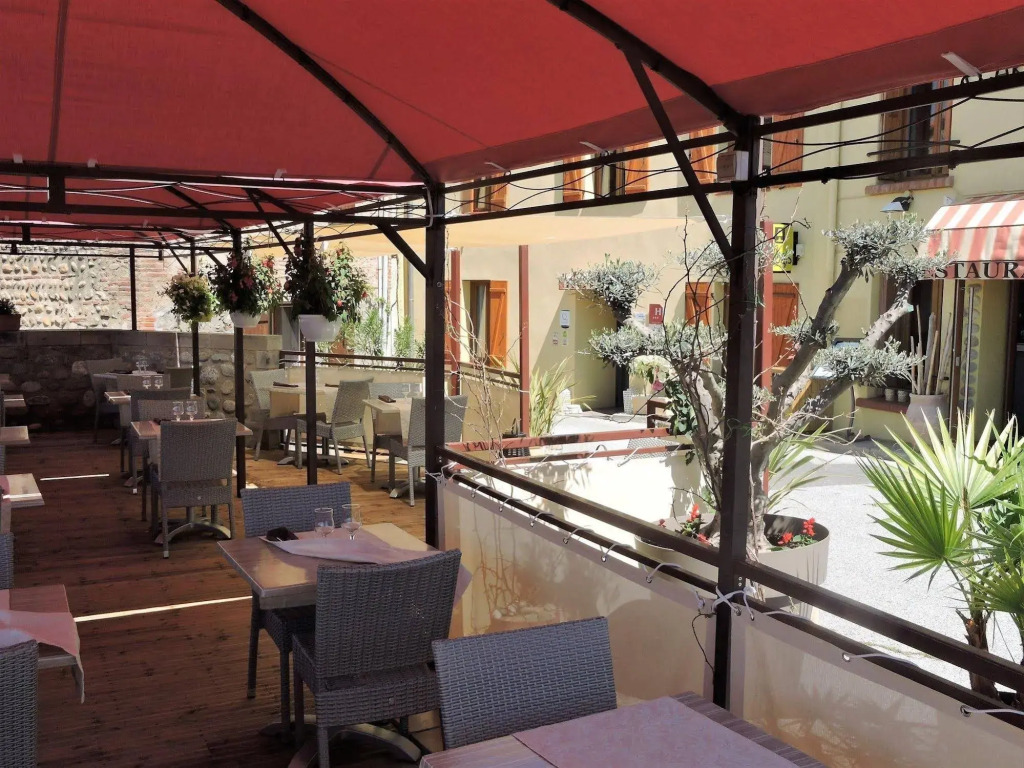 Logis Hotel Restaurant Le Cara Sol