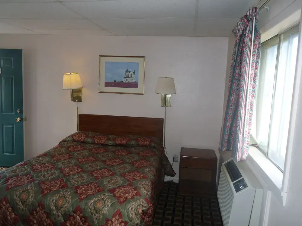 Manor Motel