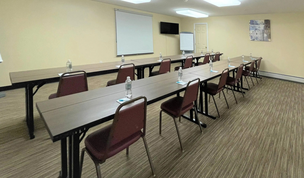 Smart Suites, an Ascend Collection Hotel
